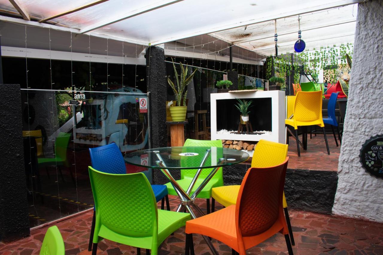Club Aviva Guatavita - Hostel - Restaurante, Disco & Bar Exterior photo