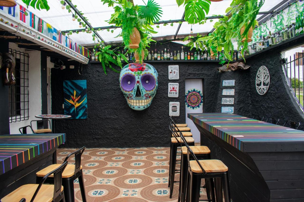 Club Aviva Guatavita - Hostel - Restaurante, Disco & Bar Exterior photo